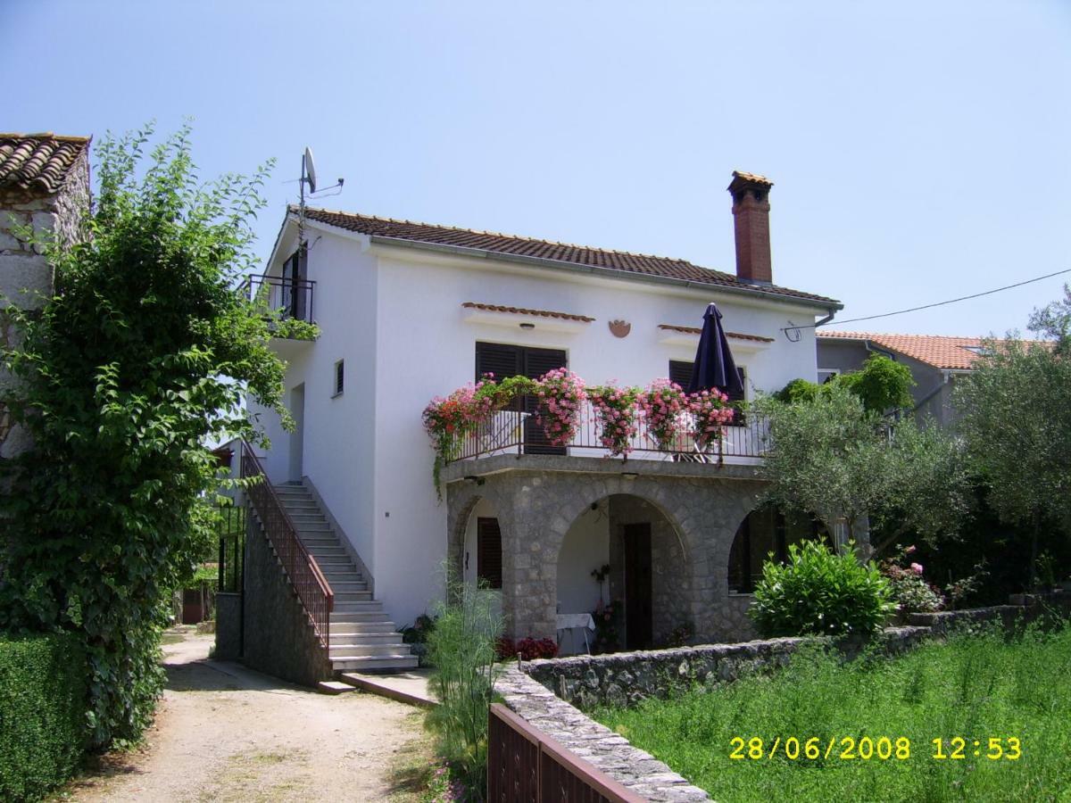Apartments Cvelic Milovcic Malinska Dış mekan fotoğraf