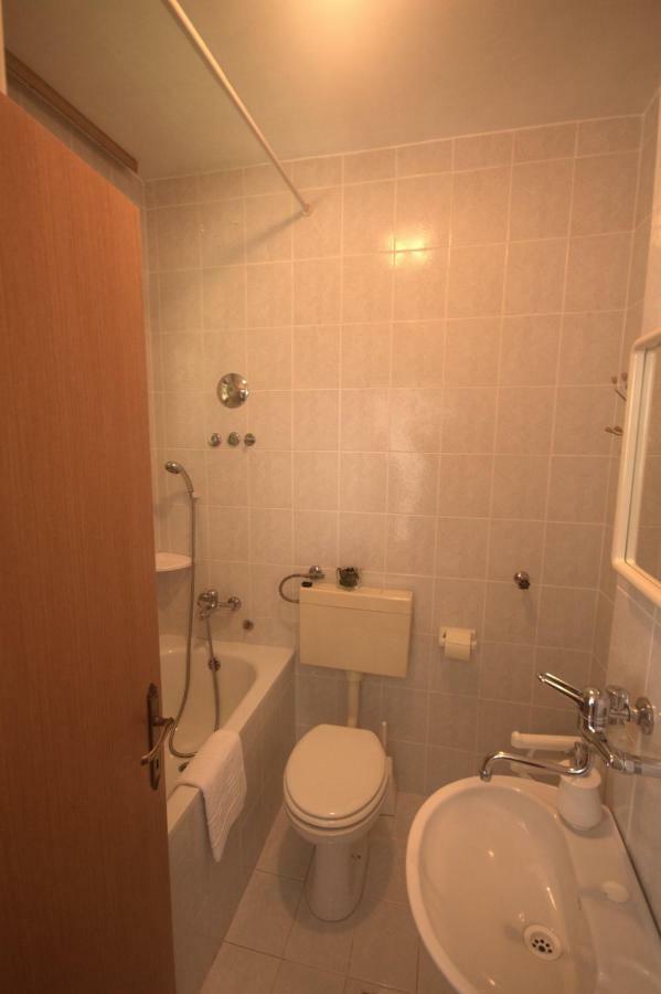 Apartments Cvelic Milovcic Malinska Dış mekan fotoğraf