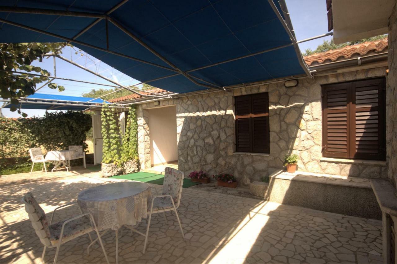 Apartments Cvelic Milovcic Malinska Dış mekan fotoğraf
